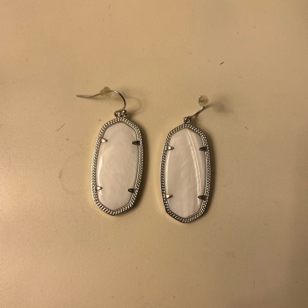 Kendra Scott Elle Rhodium Drop Earrings in White and Silver